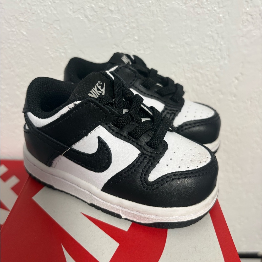 Nike Kids Black and White Sneakers